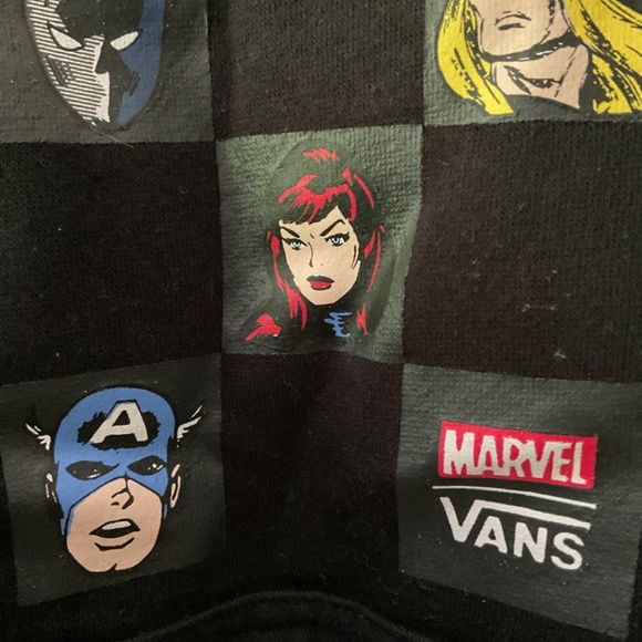 Vans X Marvel Avengers - Picture 2 of 7